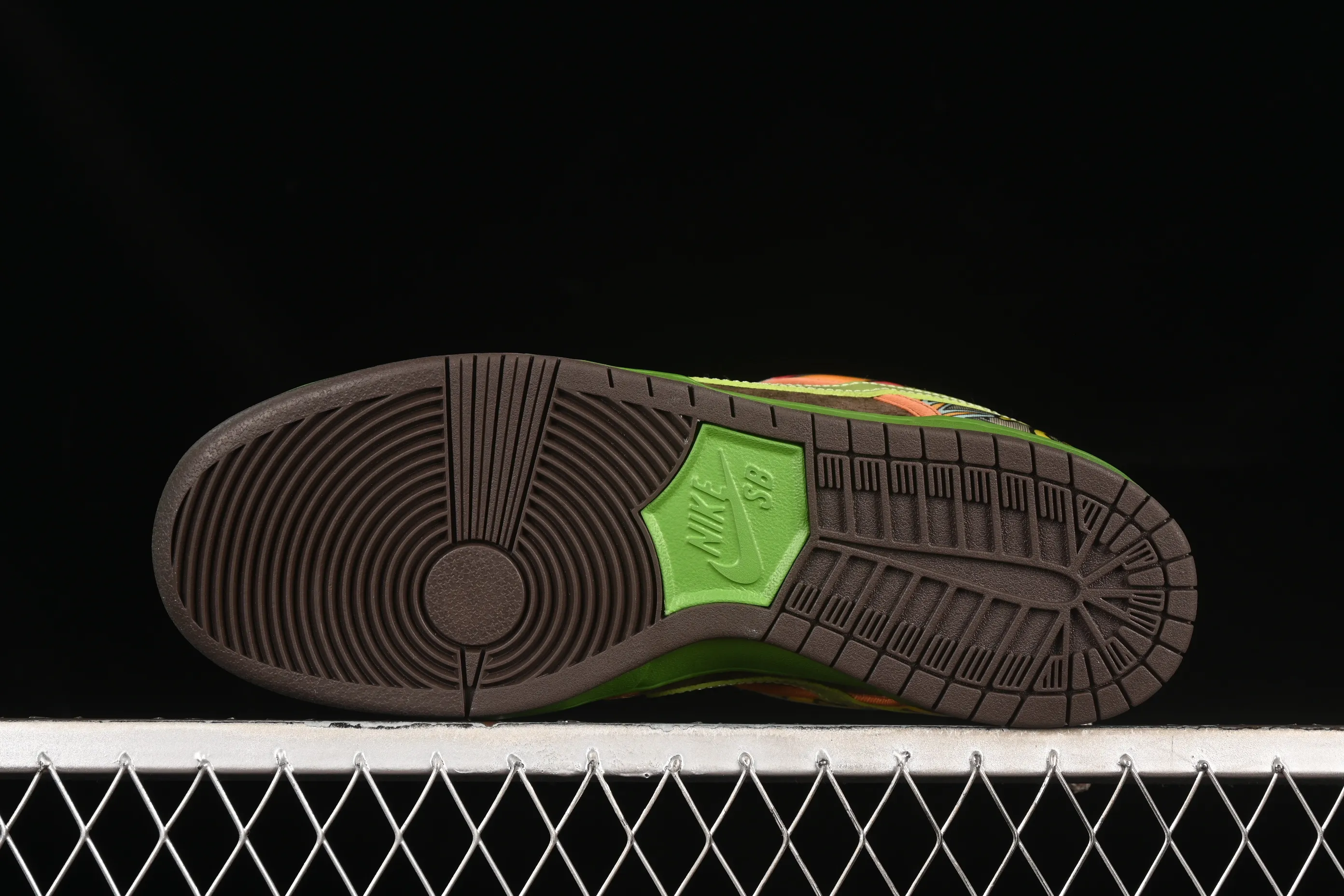 All Categories Nk SB Dunk Series Nk SB Dunk Low Low-top sneakers Pure original Nk Dunk SB Low "De La Soul" joint model Baroque brown SB low-top casual sneakers 789841-332